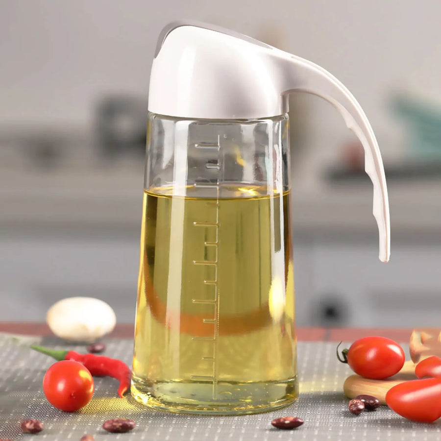 Glass Oil Bottle & Dispenser Jug Dual-purpose Oil Dispenser For Pouring And Spraying, High-pressure sprayer for even oil distribution 450ml (random color)